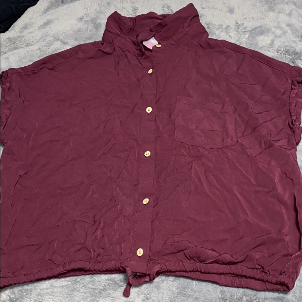 No boundaries button up tshirt